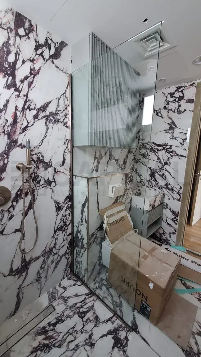 Fixed Glass