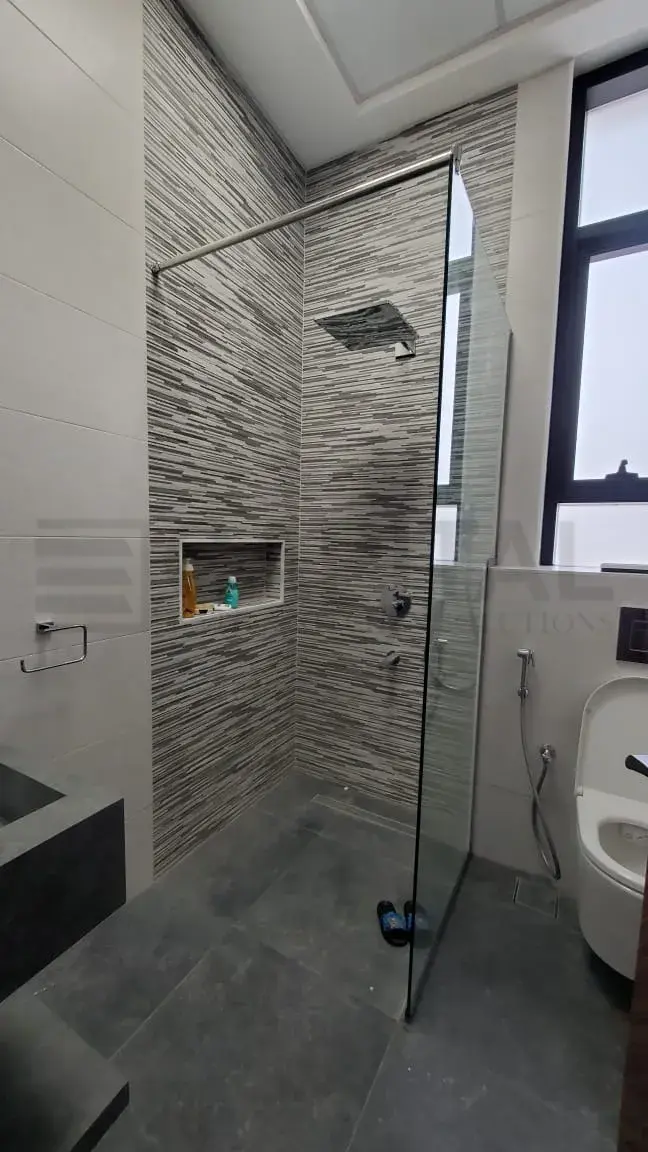 Fixed Glass