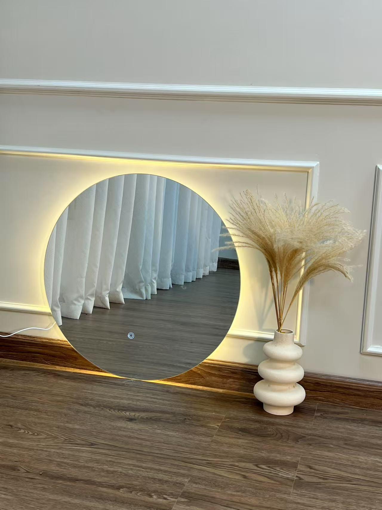Classic Round Wall Mirror with Thin Gold Metal Frame